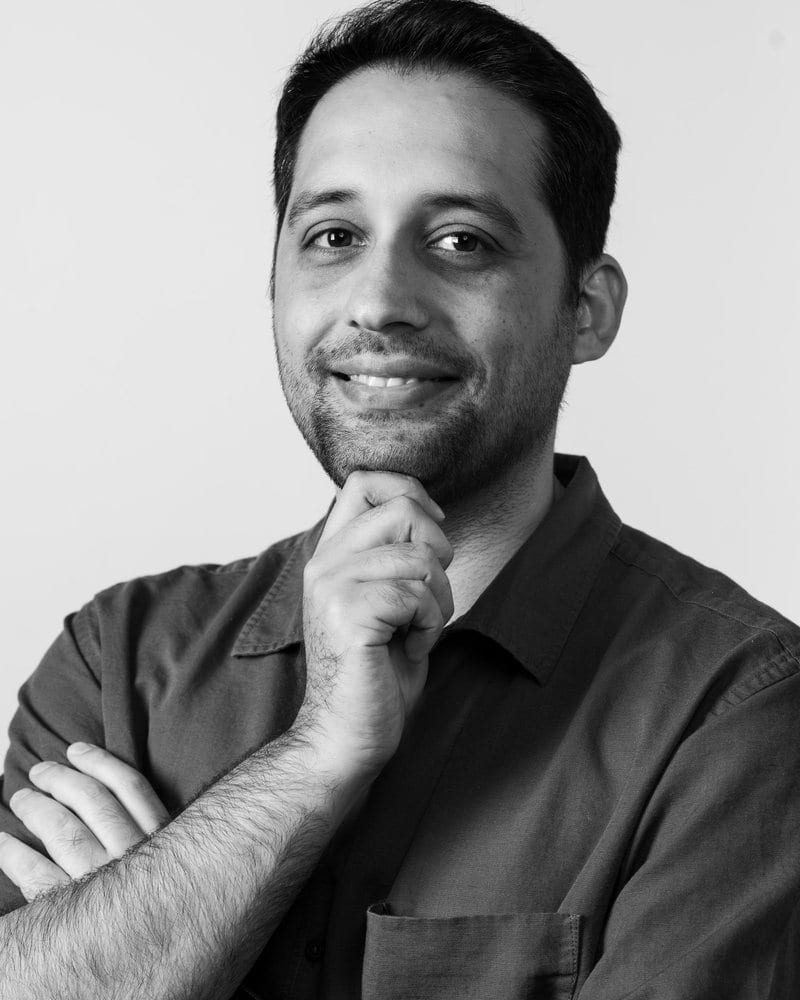 Alireza Keshavarzian, PhD, a second portrait from the same shoot